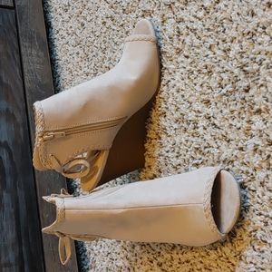 Womens wedged booties